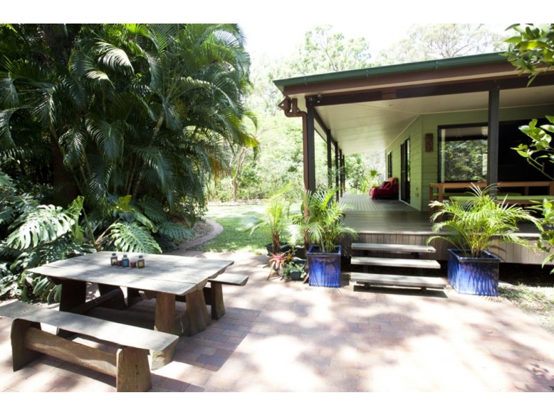 428 Lady Elliot Drive, Round Hill QLD 4677