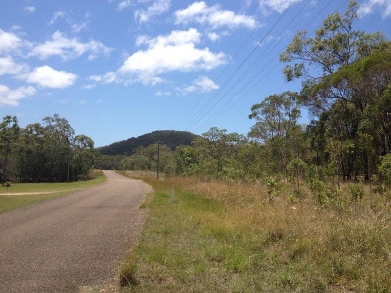 122 Bills Road, Agnes Water QLD 4677