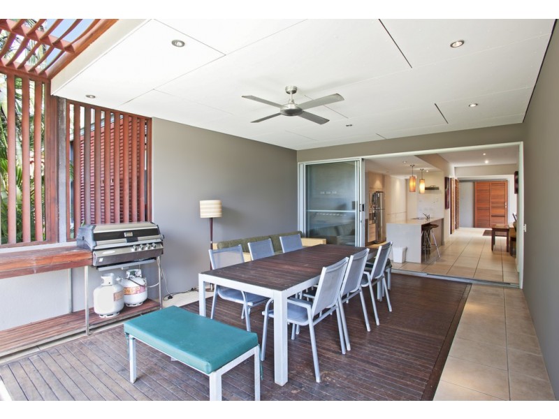 BH 9 / 10 OCEAN BEACH DRIVE, Agnes Water QLD 4677