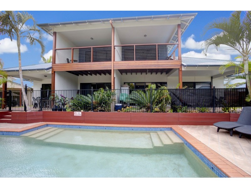 Unit 26/2 Beaches Village Circuit, Agnes Water QLD 4677