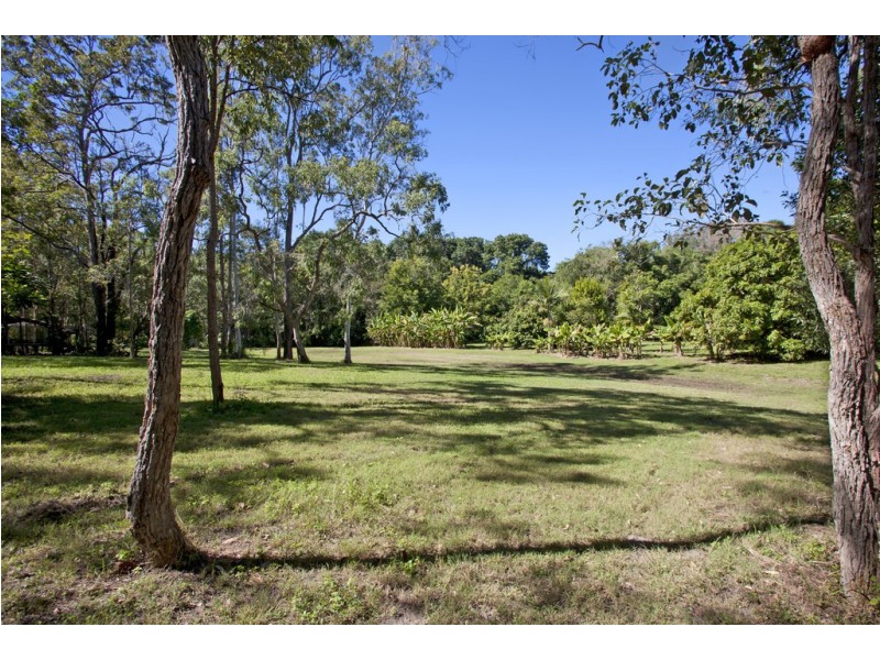 526 CREEVEY DRIVE, Captain Creek QLD 4677