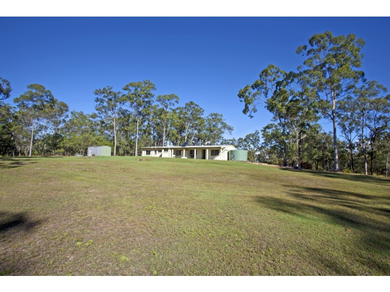 6 Muller Road, Baffle Creek QLD 4674