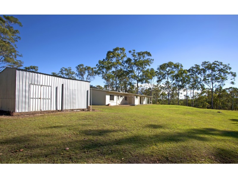 6 Muller Road, Baffle Creek QLD 4674