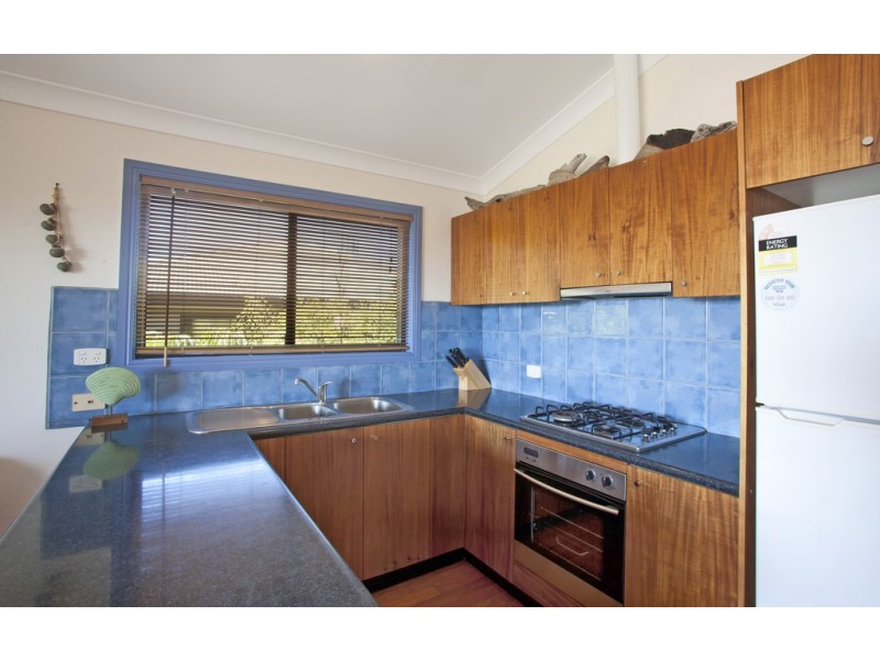 15 Donohue Dr, Agnes Water QLD 4677