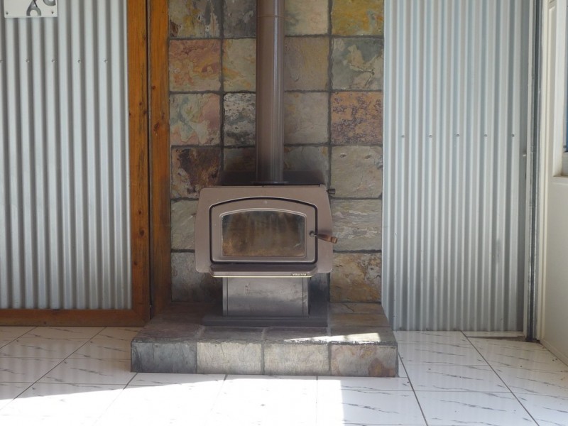 1305 TABLELAND ROAD, Mount Maria QLD 4674