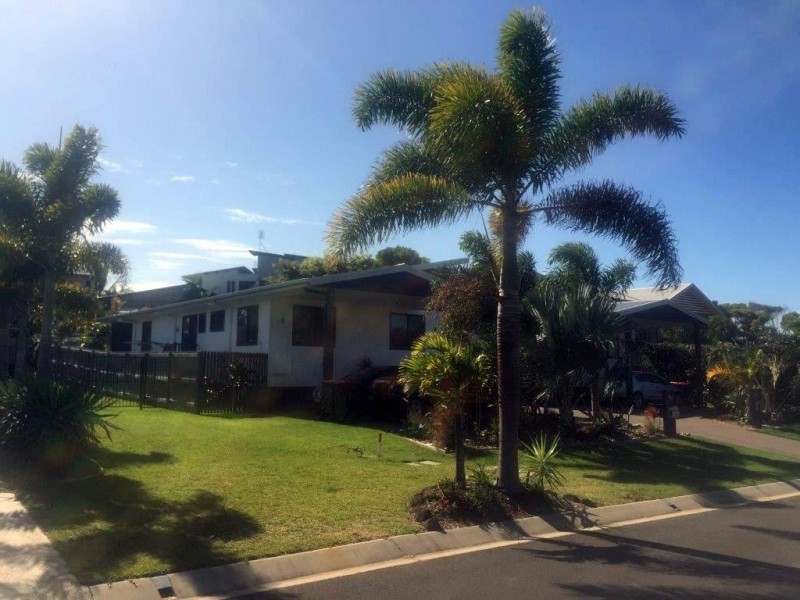 15a Waterfront Drive, Agnes Water QLD 4677