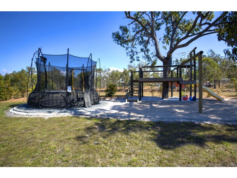 147 Bicentennial Drive, Agnes Water QLD 4677