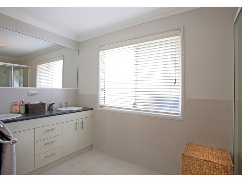 147 Bicentennial Drive, Agnes Water QLD 4677