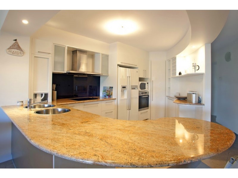 206/1 Beaches Village Circuit, Agnes Water QLD 4677