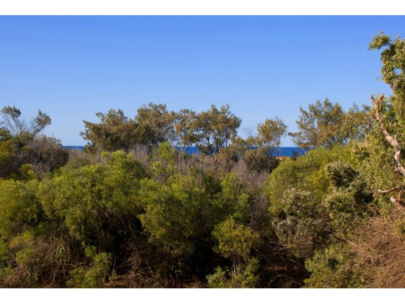 206/1 Beaches Village Circuit, Agnes Water QLD 4677