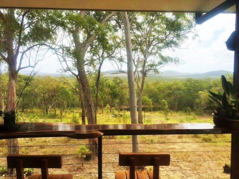 412 Bootmaker Drive, Round Hill QLD 4677