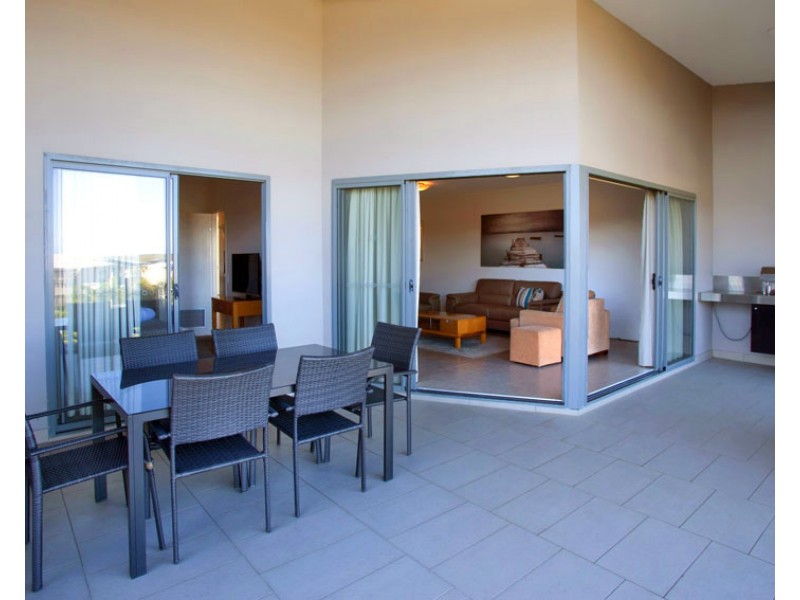 Unit 126 Beaches Village Circuit, Agnes Water QLD 4677