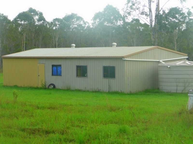 720 Round Hill Road, Captain Creek QLD 4677