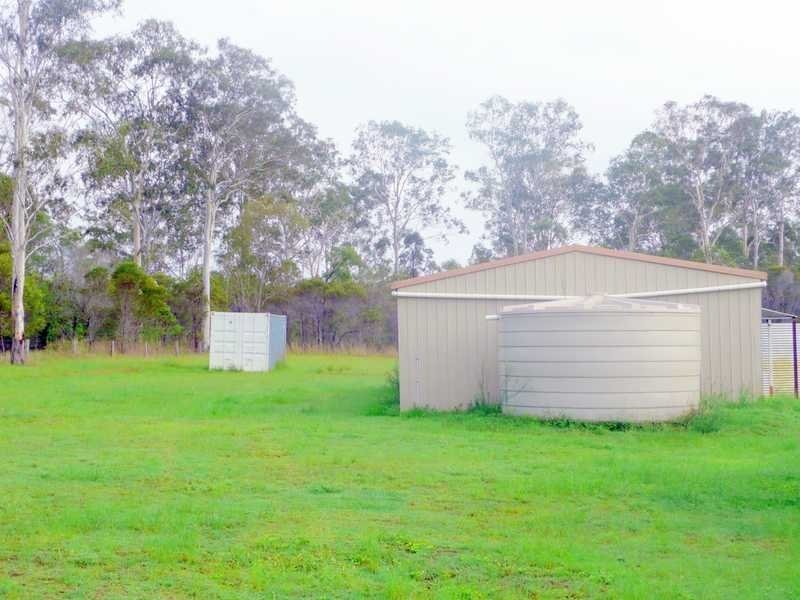 720 Round Hill Road, Captain Creek QLD 4677