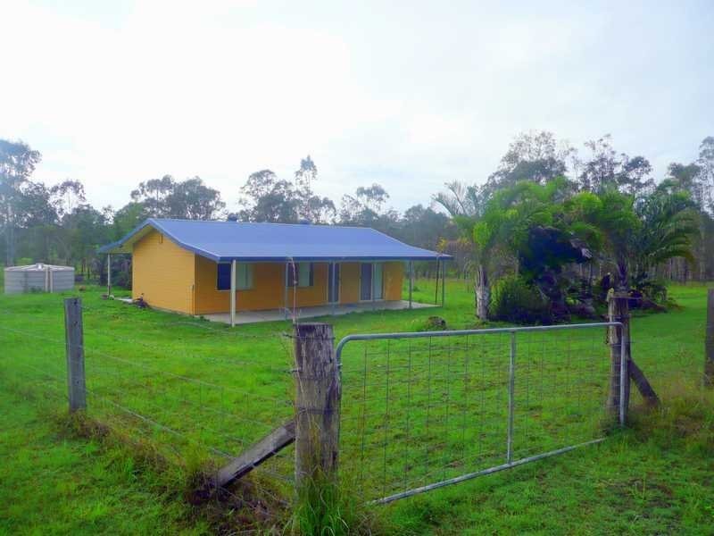 720 Round Hill Road, Captain Creek QLD 4677