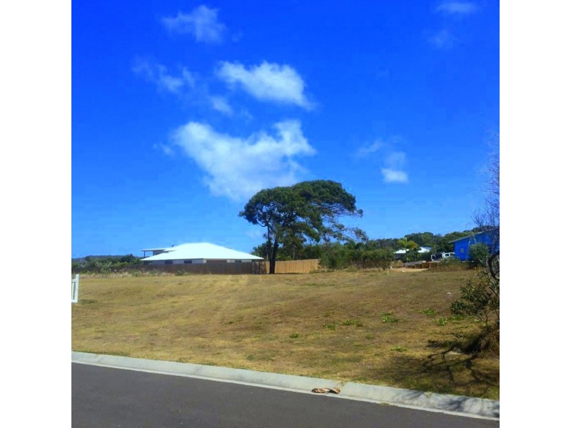 24 Atlantis Boulevard, Agnes Water QLD 4677