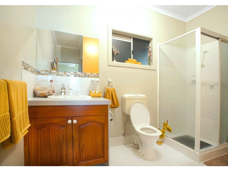 2510 Round Hill Road, Round Hill QLD 4677