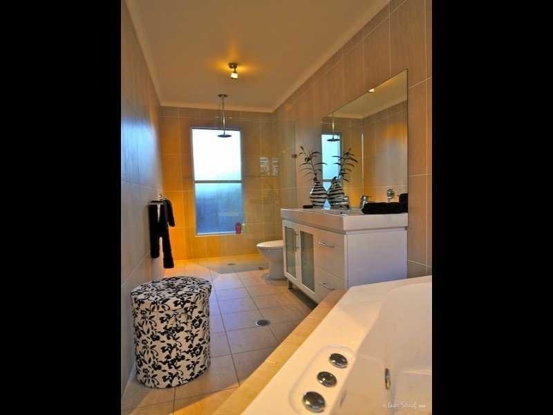 18 Dolphin, Agnes Water QLD 4677