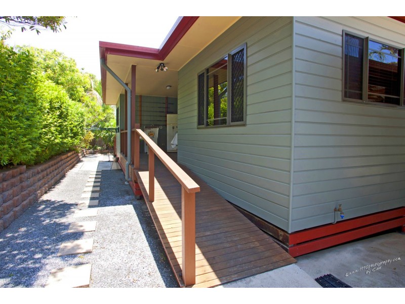 6 Whitby Place, Agnes Water QLD 4677