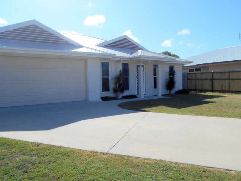 8 Sunset Drive, Agnes Water QLD 4677