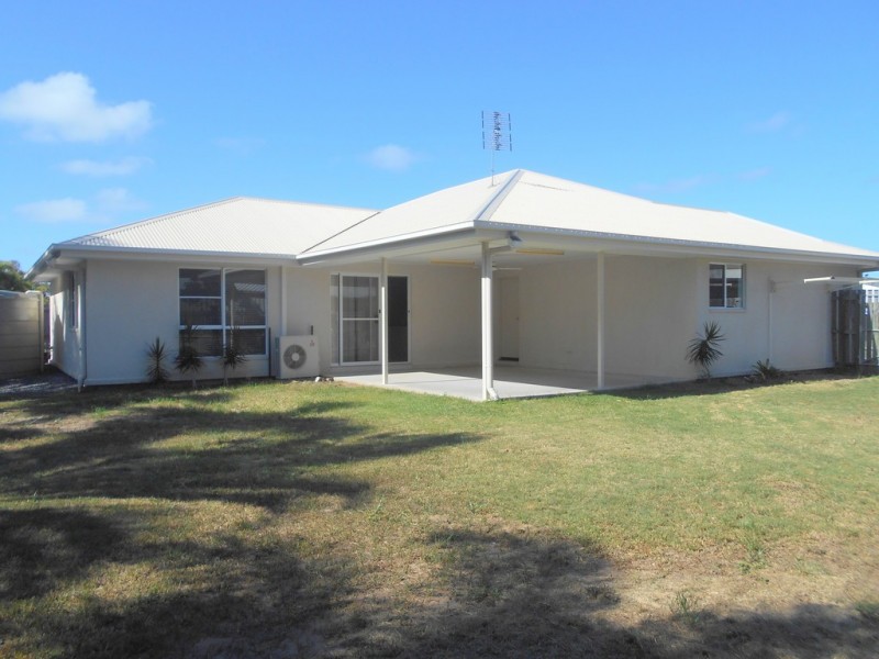 8 Sunset Drive, Agnes Water QLD 4677