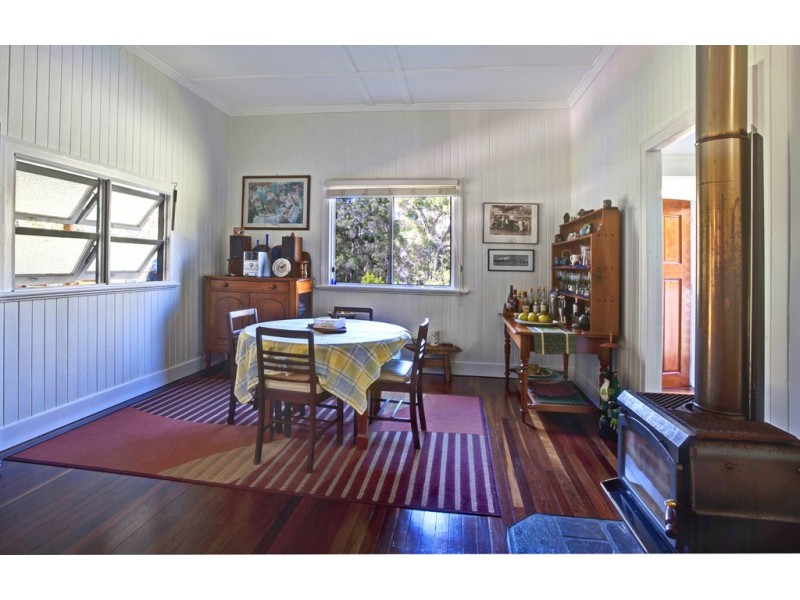 526 CREEVEY DRIVE, Captain Creek QLD 4677