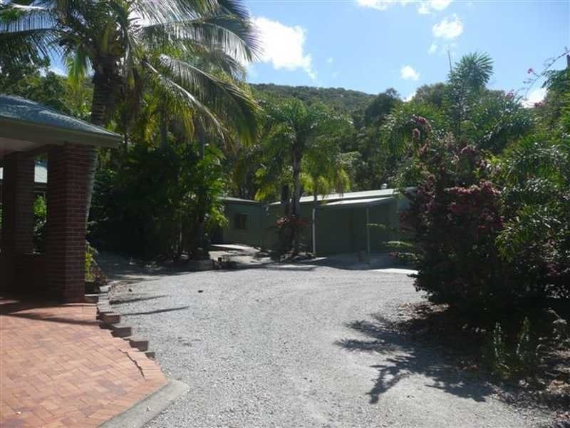 1 Watkins Road, Agnes Water QLD 4677