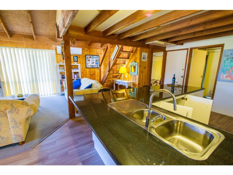 16 Grahame Colyer, Agnes Water QLD 4677