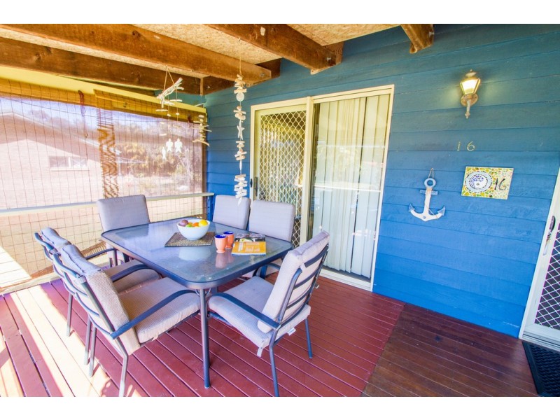 16 Grahame Colyer, Agnes Water QLD 4677