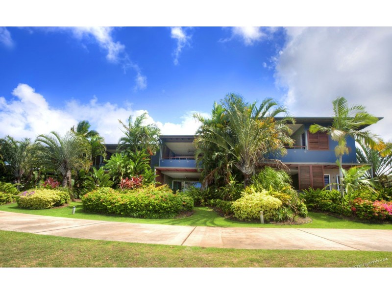 10/4 Ocean Beach Drive, Agnes Water QLD 4677