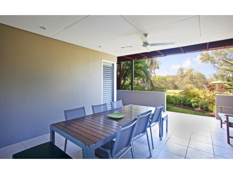 10/4 Ocean Beach Drive, Agnes Water QLD 4677