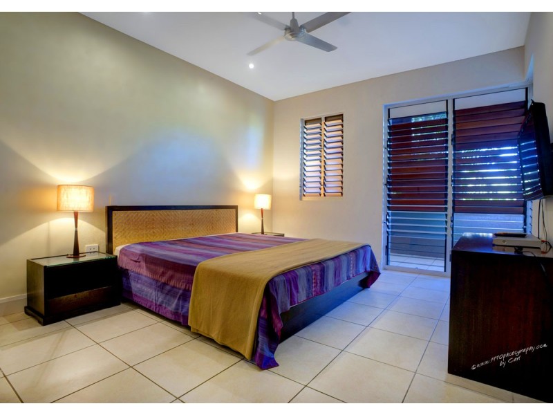 10/4 Ocean Beach Drive, Agnes Water QLD 4677