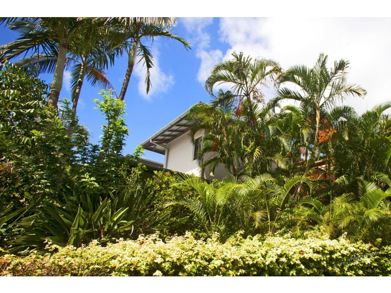 10/4 Ocean Beach Drive, Agnes Water QLD 4677