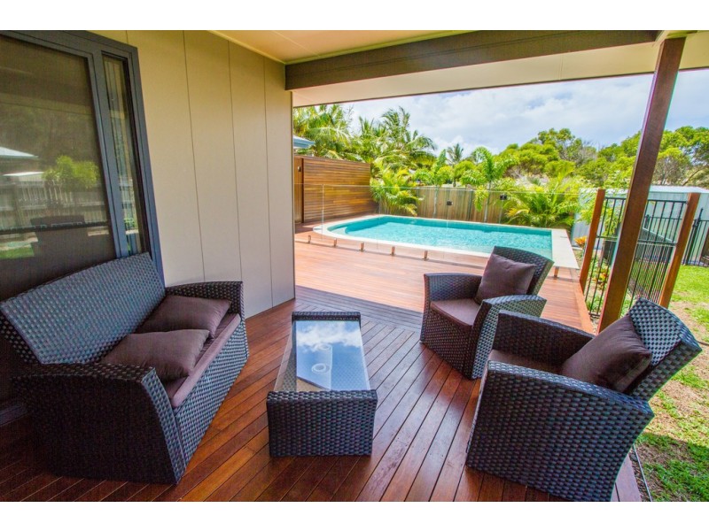 12 DOLPHIN COURT, Agnes Water QLD 4677