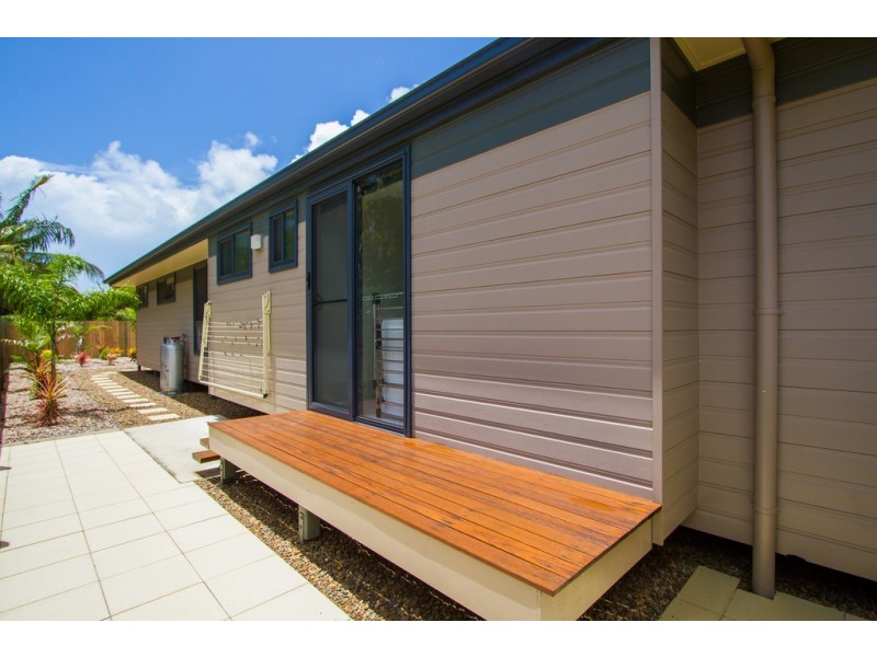 12 DOLPHIN COURT, Agnes Water QLD 4677