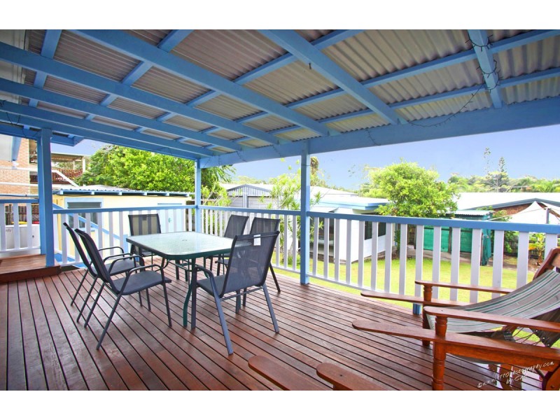 17 Springs Road, Agnes Water QLD 4677