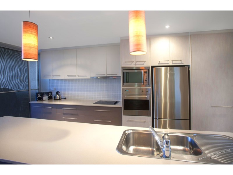 13/4 Ocean Beach Drive, Agnes Water QLD 4677