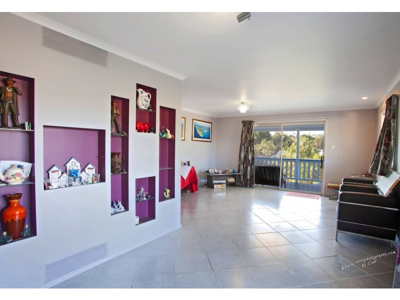 24 Grahame Colyer Drive, Agnes Water QLD 4677