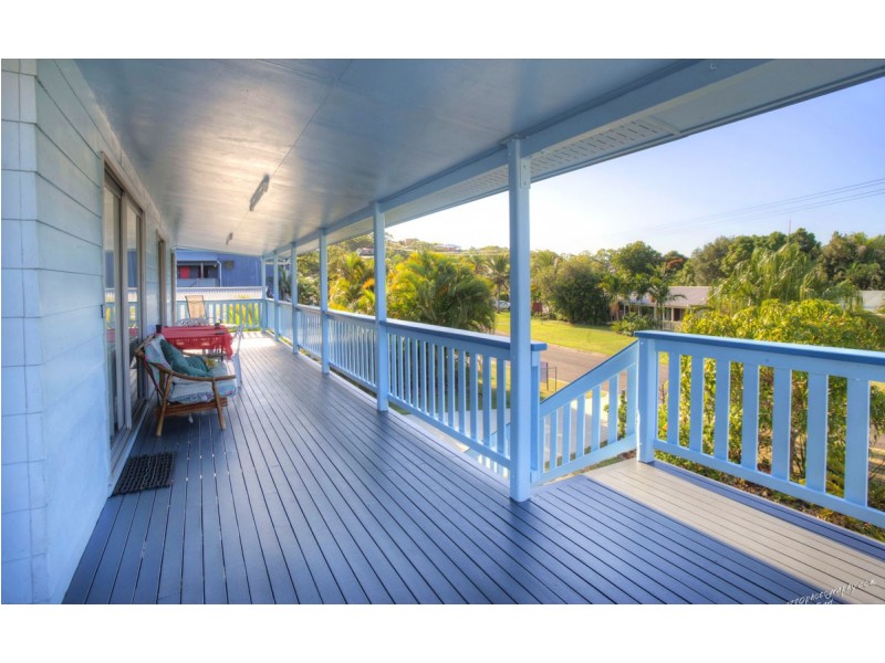 24 Grahame Colyer Drive, Agnes Water QLD 4677