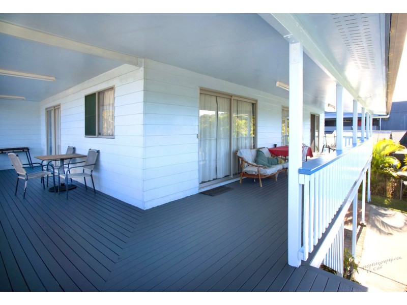 24 Grahame Colyer Drive, Agnes Water QLD 4677
