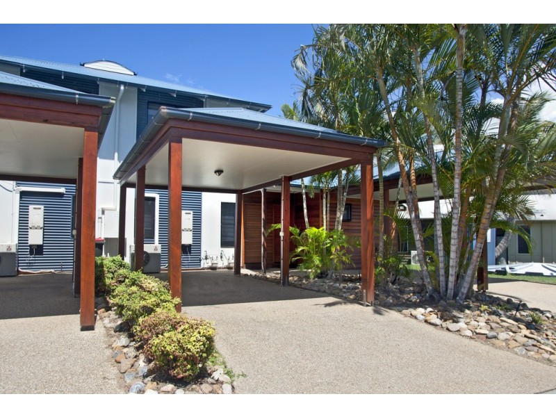 26/2 Beaches Village Circuit, Agnes Water QLD 4677