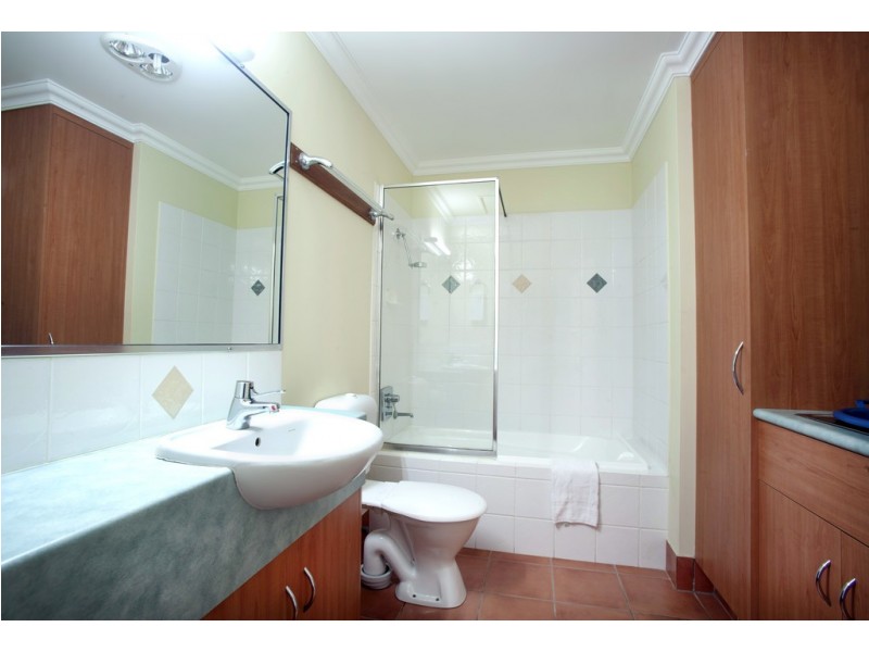 26/2 Beaches Village Circuit, Agnes Water QLD 4677
