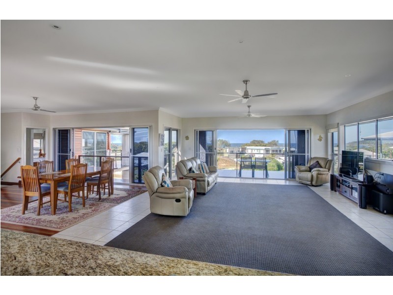 31 Atlantis Boulevard, Agnes Water QLD 4677