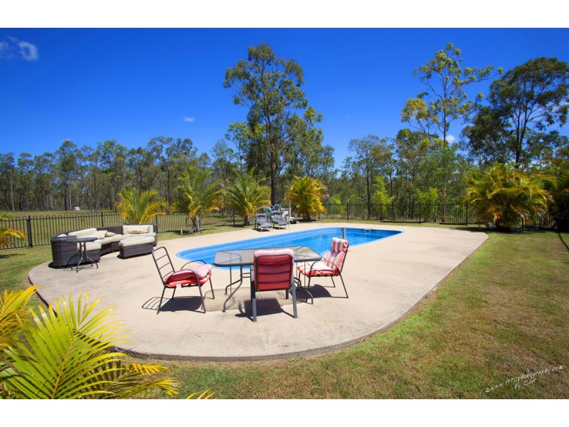 990 Round Hill Road, Captain Creek QLD 4677
