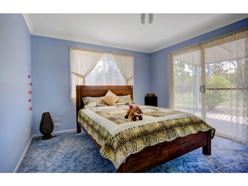 990 Round Hill Road, Captain Creek QLD 4677