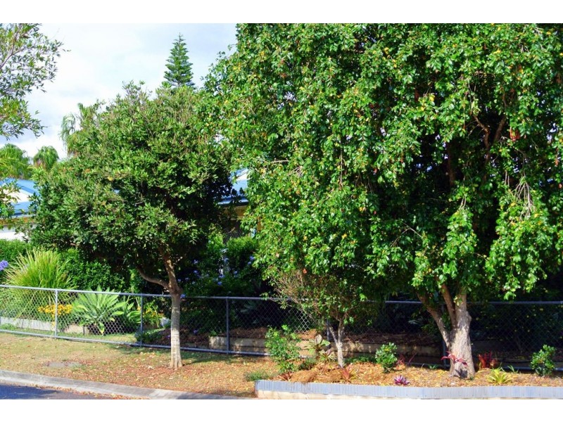 2 Young Nicks Way, Agnes Water QLD 4677