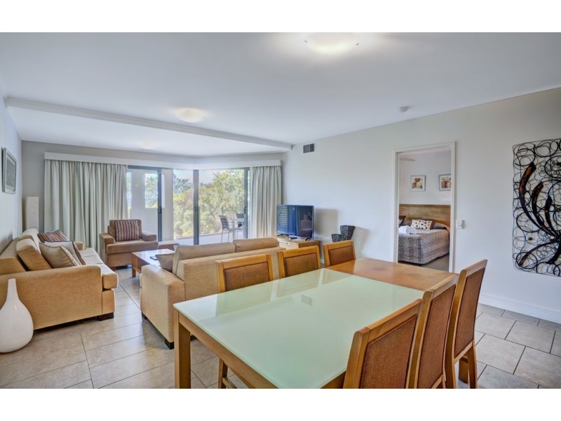 207 Beaches Village Circuit, Agnes Water QLD 4677