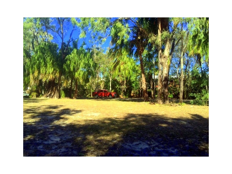 5 Beach Houses Estate Rd, Agnes Water QLD 4677