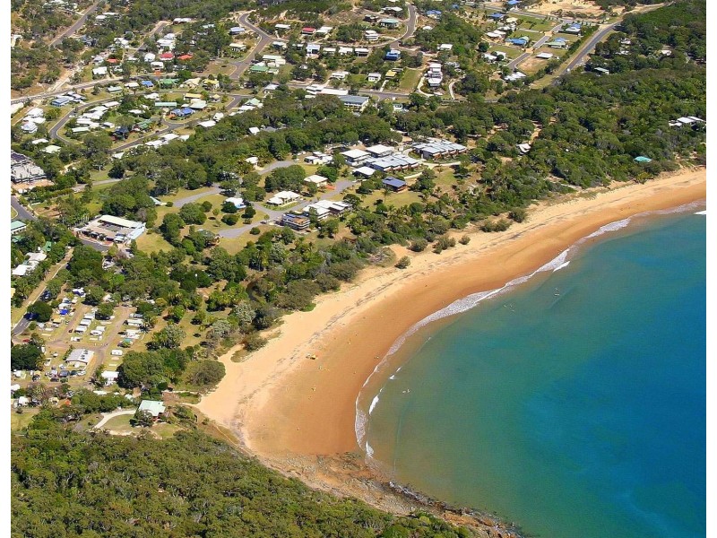 5 Beach Houses Estate Rd, Agnes Water QLD 4677