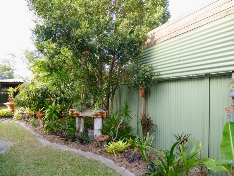 6 Henderson Street, Miriam Vale QLD 4677